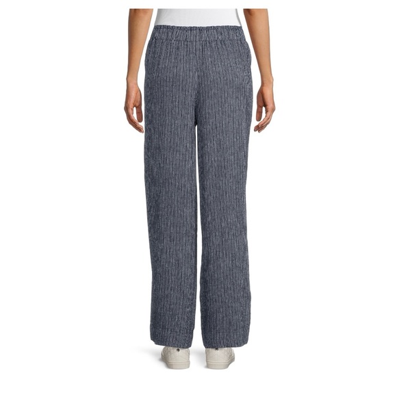 New with tags mid rise pants - Picture 4 of 5